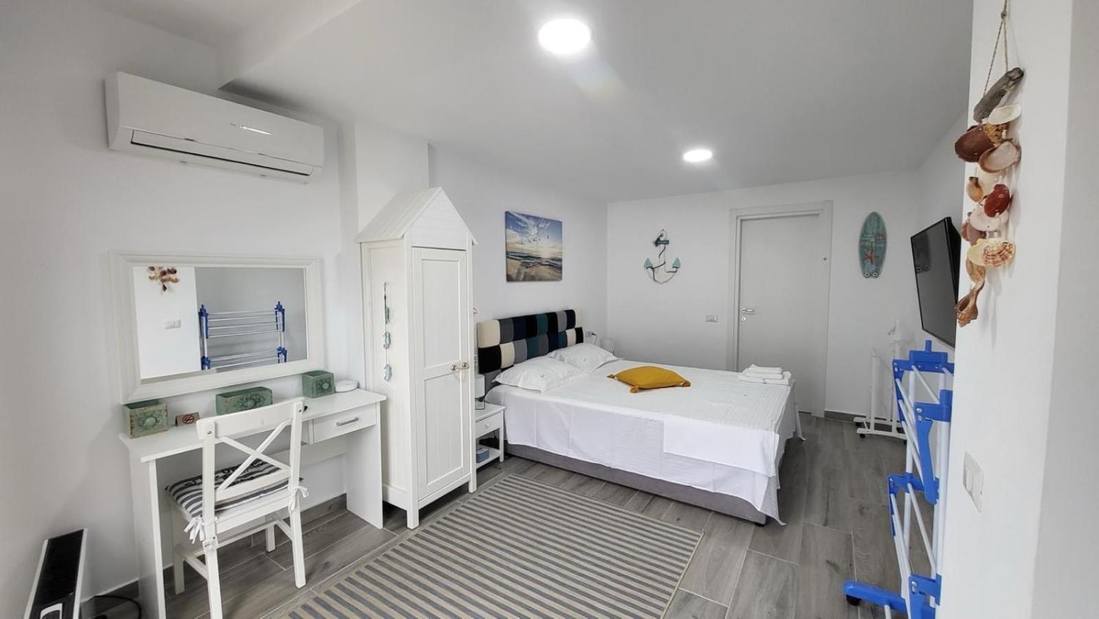 Serenity Sea View Apartment Olimp Luaran gambar